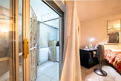 15610 NE 6th Ave #10B, Miami, FL 33162 - Photo 17