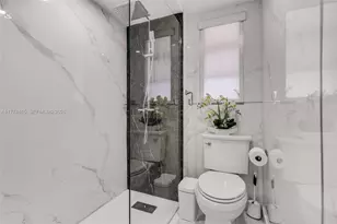 8775 Park Blvd, Miami, FL 33172 - Photo 21