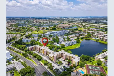 8775 Park Blvd #111, Miami, FL 33172 - Photo 39