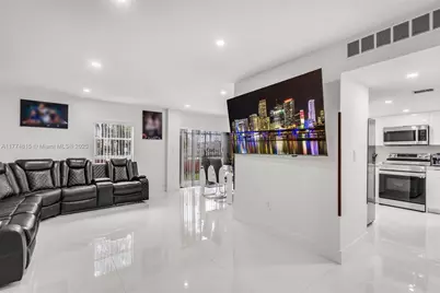 8775 Park Blvd #111, Miami, FL 33172 - Photo 3