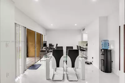 8775 Park Blvd #111, Miami, FL 33172 - Photo 5