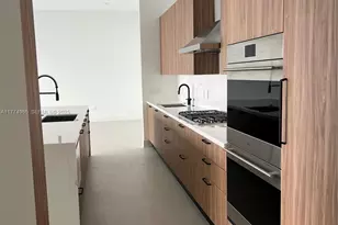 5725 W Ashwood, Hollywood, FL 33312 - Photo 11