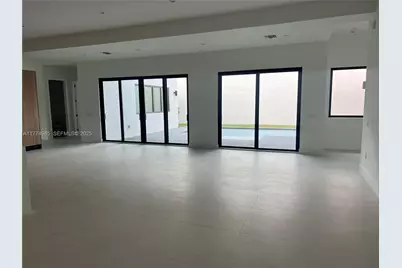 5725 W Ashwood, Hollywood, FL 33312 - Photo 15