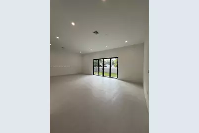 5725 W Ashwood, Hollywood, FL 33312 - Photo 27