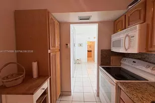 3625 N Country Club Dr, Aventura, FL 33180 - Photo 13