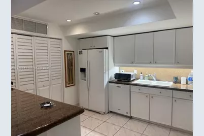 8855 E Collins Ave #5B, Surfside, FL 33154 - Photo 11