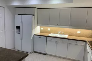 8855 E Collins Ave, Surfside, FL 33154 - Photo 7