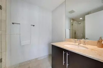 1331 Brickell Bay Dr #2605, Miami, FL 33131 - Photo 15
