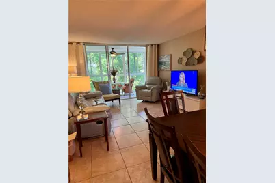 2600 NW 49th Ave #403, Lauderdale Lakes, FL 33313 - Photo 5