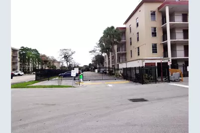 2600 NW 49th Ave #403, Lauderdale Lakes, FL 33313 - Photo 29