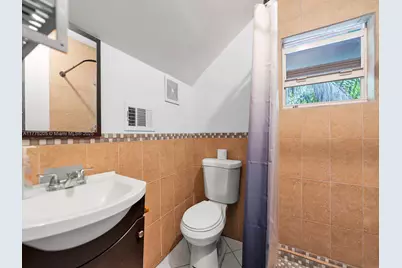 411 SW 1st St, Florida City, FL 33034 - Photo 25