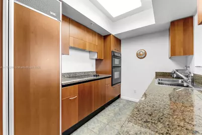 1500 Ocean Dr #705, Miami Beach, FL 33139 - Photo 9