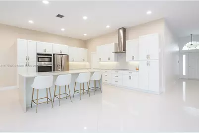 23274 Alora Dr, Boca Raton, FL 33433 - Photo 3