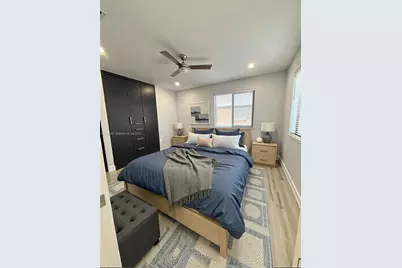 781 NW 108th St, Miami, FL 33168 - Photo 3