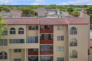 10661 SW 108th Ave, Miami, FL 33176 - Photo 33