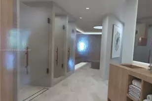 600 Three Islands Boulevard, Hallandale Beach, FL 33009 - Photo 23