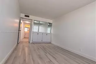 600 Three Islands Boulevard, Hallandale Beach, FL 33009 - Photo 17