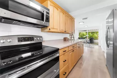 2684 Marathon Ln, Fort Lauderdale, FL 33312 - Photo 9