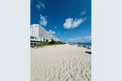 5445 Collins Ave #1520, Miami Beach, FL 33140 - Photo 33