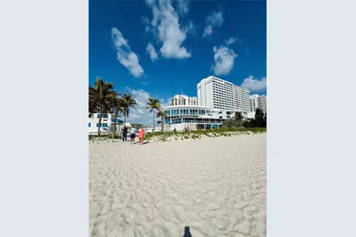 5445 Collins Ave #1520, Miami Beach, FL 33140 - Photo 31