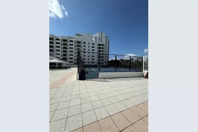 5445 Collins Ave #1520, Miami Beach, FL 33140 - Photo 29