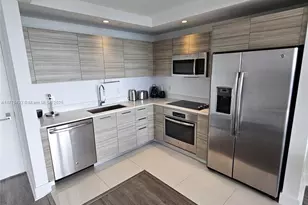 121 NE 34th St, Miami, FL 33137 - Photo 7