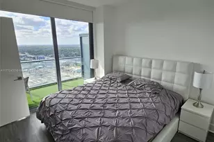 121 NE 34th St, Miami, FL 33137 - Photo 15