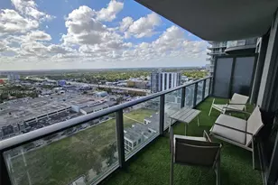 121 NE 34th St, Miami, FL 33137 - Photo 13