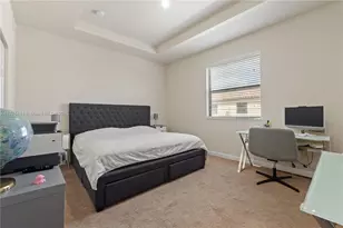 8881 W 35th Ln, Hialeah, FL 33018 - Photo 17