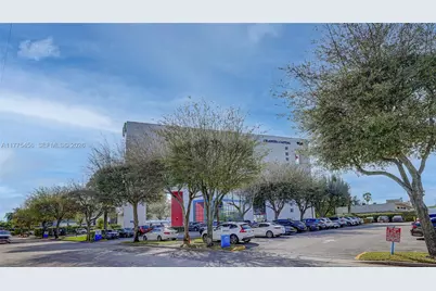 9600 NW 25th St #1st Floor, Doral, FL 33172 - Photo 17