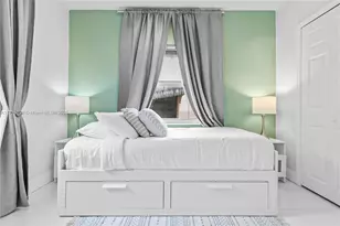 775 NW 44th St, Miami, FL 33127 - Photo 23