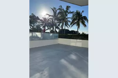 2001 Meridian Ave #309, Miami Beach, FL 33139 - Photo 3