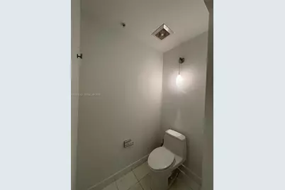 2001 Meridian Ave #309, Miami Beach, FL 33139 - Photo 15