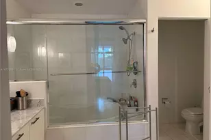 2001 Meridian Ave, Miami Beach, FL 33139 - Photo 13