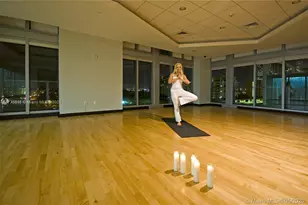 79 SW 12th St, Miami, FL 33130 - Photo 13