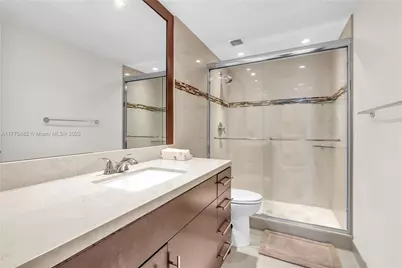 1950 S Ocean Dr #14H, Hallandale Beach, FL 33009 - Photo 17