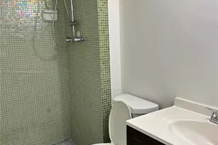 484 NW 165th St Rd, Miami, FL 33169 - Photo 7