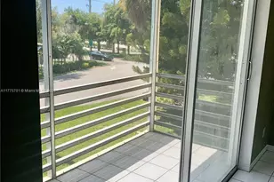 20201 NE 29th Ct, Aventura, FL 33180 - Photo 5