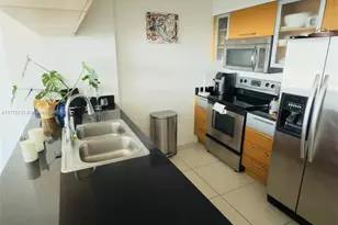 1750 N Bayshore Dr, Miami, FL 33132 - Photo 9