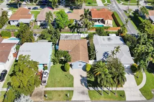 217 SE 5th St, Dania Beach, FL 33004 - Photo 23