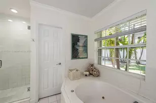 250 Greenwood Dr, Key Biscayne, FL 33149 - Photo 15