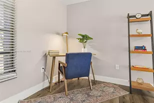 1424 SW 49th St, Cape Coral, FL 33914 - Photo 7