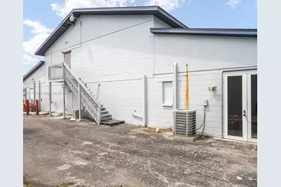 3775 Fowler St, Fort Myers, FL 33901 - Photo 27