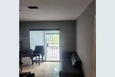 975 NE 135th St, North Miami, FL 33161 - Photo 11