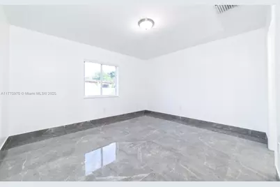 4070 SW 49th Ct, Dania Beach, FL 33314 - Photo 7