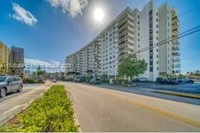 401 Golden Isles Dr #712, Hallandale Beach, FL 33009 - Photo 23