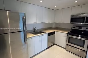 401 Golden Isles Dr, Hallandale Beach, FL 33009 - Photo 9