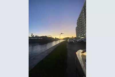 401 Golden Isles Dr #712, Hallandale Beach, FL 33009 - Photo 15