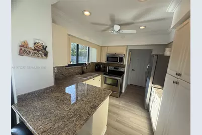 5001 NE 23rd Ave, Lighthouse Point, FL 33064 - Photo 9