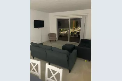 496 NW 165th St Rd #D-611, Miami, FL 33169 - Photo 3